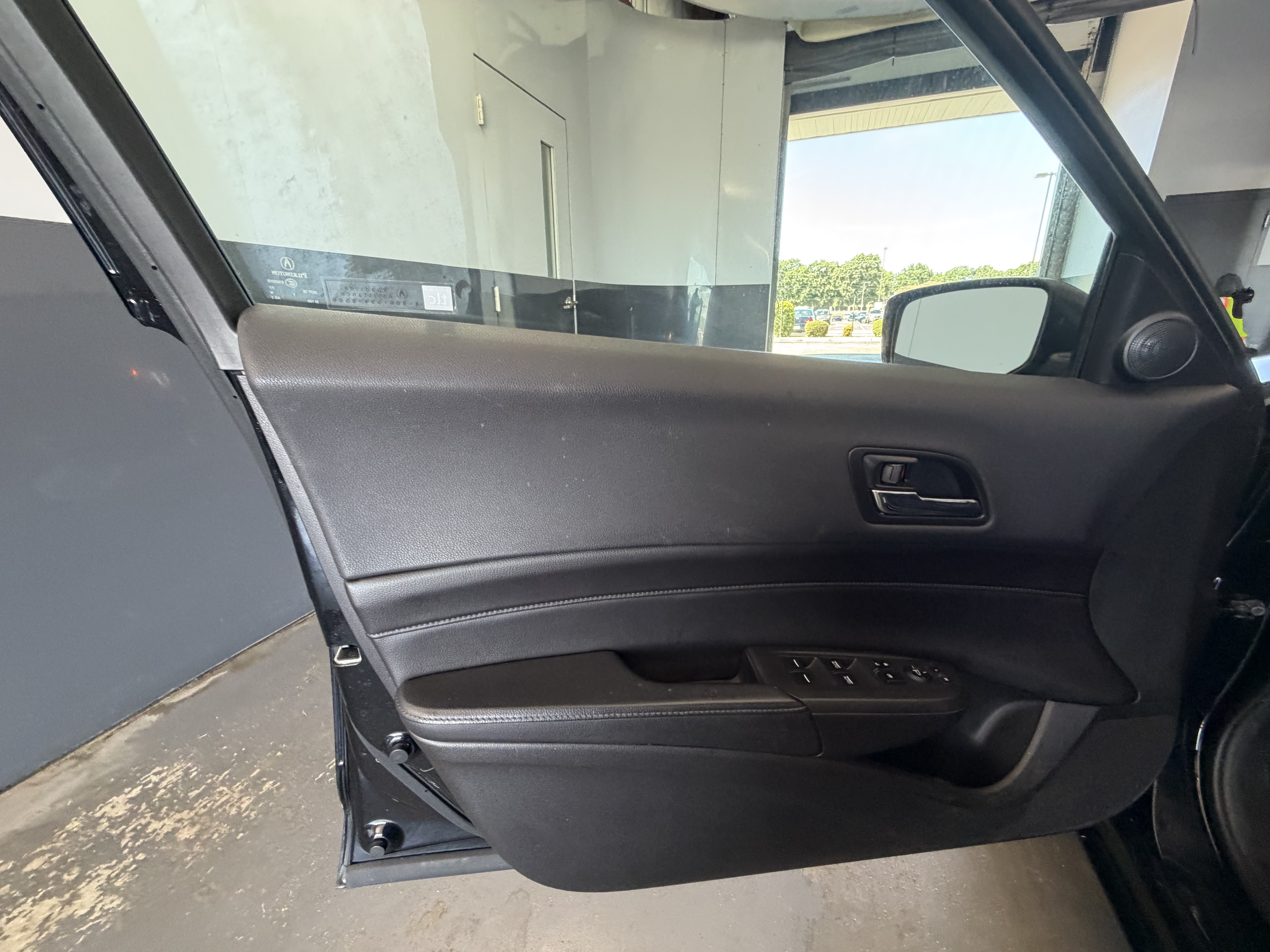 Used 2015 Acura ILX FWD image 10