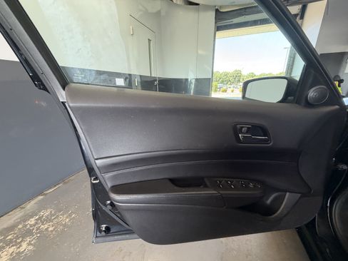Used 2015 Acura ILX FWD image 10