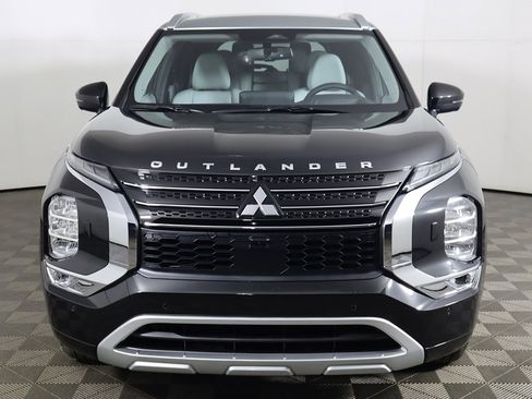 New 2025 Mitsubishi Outlander SEL image 16