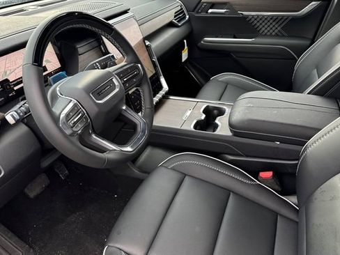 New 2026 GMC Acadia Denali w/ Super Cruise Package image 10