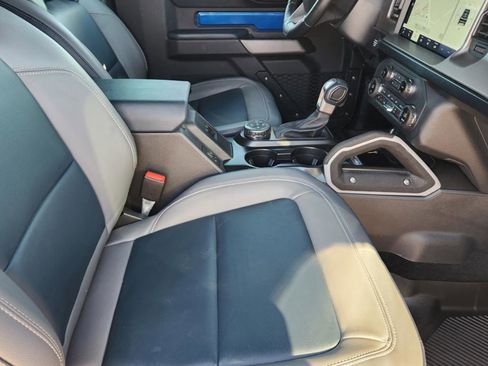 Used 2021 Ford Bronco First Edition image 7