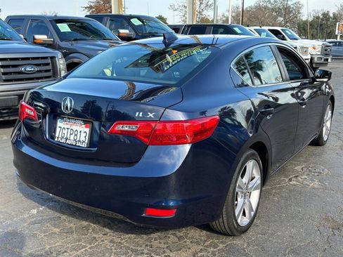 Used 2014 Acura ILX w/ Premium Package image 2