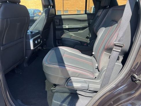 Used 2023 Ford Expedition Limited image 21