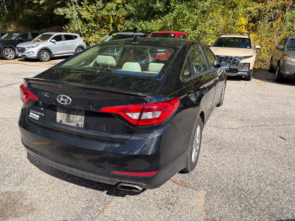 Used 2016 Hyundai Sonata SE FWD image 5