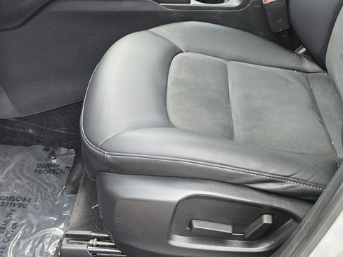 Used 2020 MAZDA CX-5 Touring FWD image 31