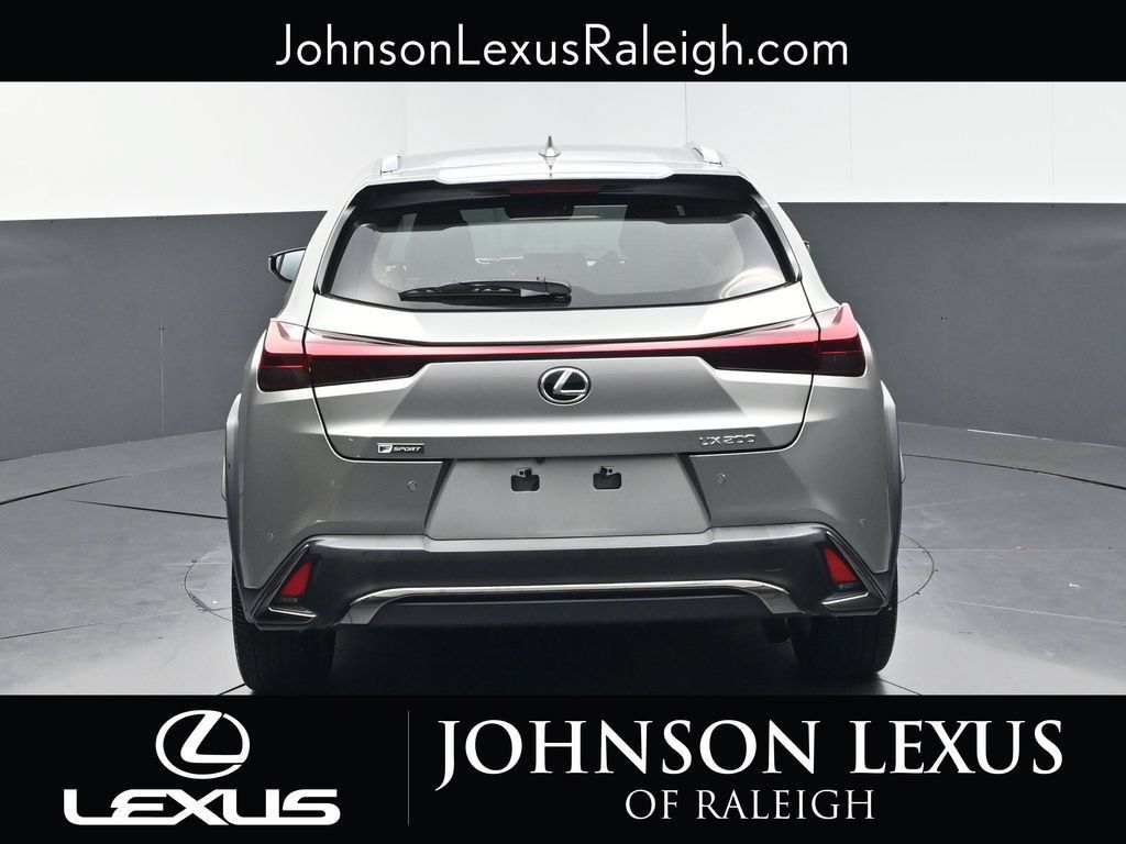 Used 2019 Lexus UX 200 F Sport w/ F Sport Premium Package FWD image 8