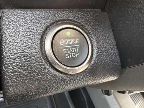 Used 2017 Ford F150 Raptor w/ Equipment Group 802A Luxury AWD/4WD image 21