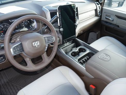 Used 2025 RAM 2500 Laramie image 13