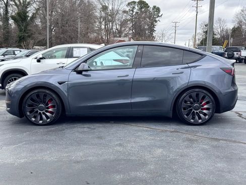 Used 2023 Tesla Model Y Performance image 38