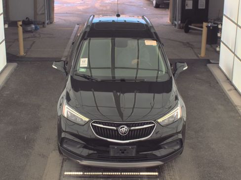 Used 2018 Buick Encore Preferred image 4