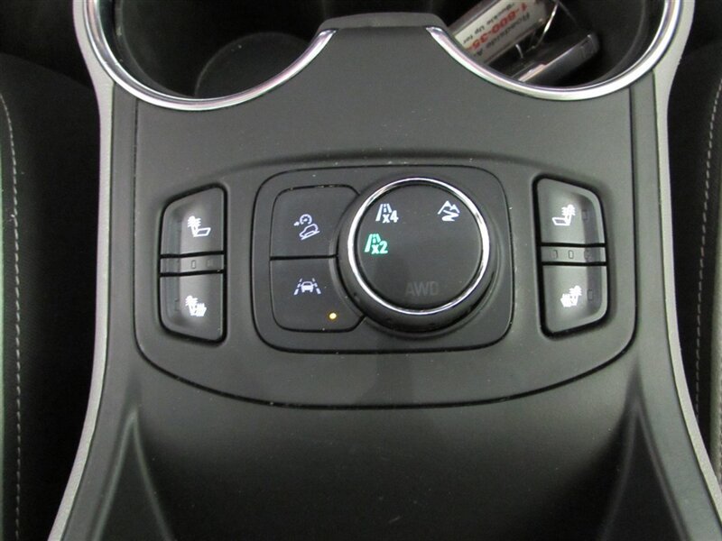 Used 2023 GMC Terrain SLT AWD/4WD image 33