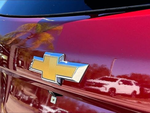 Used 2020 Chevrolet Equinox Premier image 30