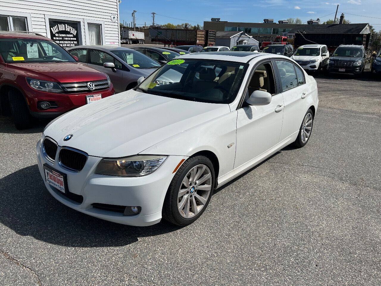Used 2011 BMW 328i Sedan RWD image 3