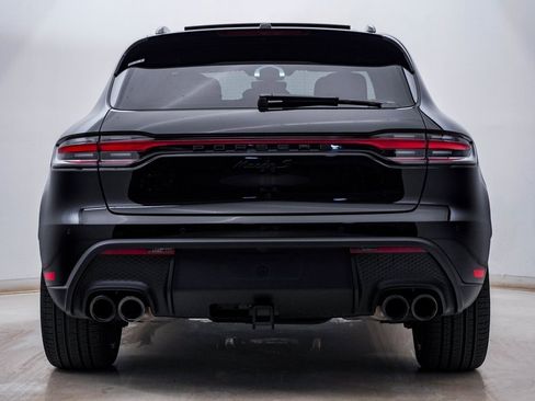 Certified 2025 Porsche Macan S w/ Premium Package Plus image 10