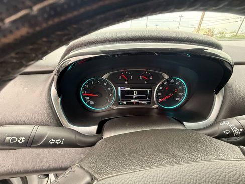 Used 2018 Chevrolet Traverse LT image 17