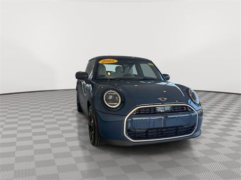 Used 2025 MINI Cooper S image 3