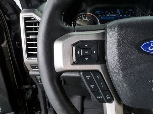Used 2020 Ford F150 Platinum w/ Equipment Group 701A Luxury AWD/4WD image 9