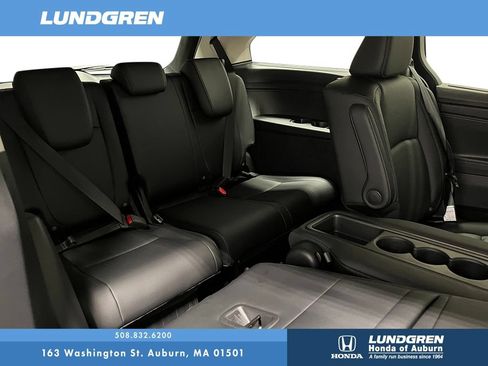 New 2026 Honda Odyssey EX-L image 8