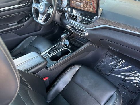 Used 2023 Nissan Altima 2.5 SL FWD image 15