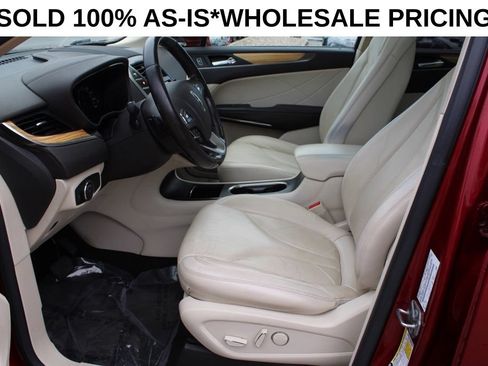 Used 2015 Lincoln MKC FWD w/ Equipment Group 101A Select image 16