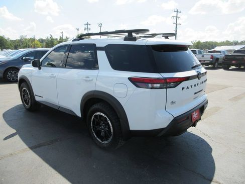 Used 2024 Nissan Pathfinder Rock Creek AWD/4WD image 9