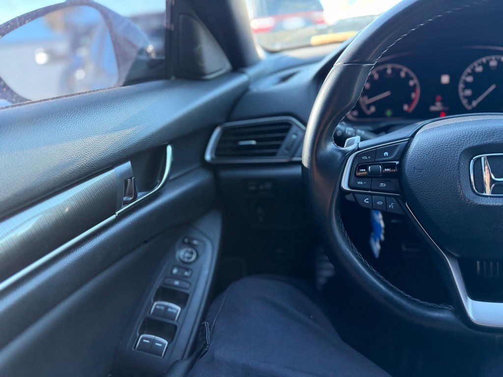 Used 2019 Honda Accord Sport image 7