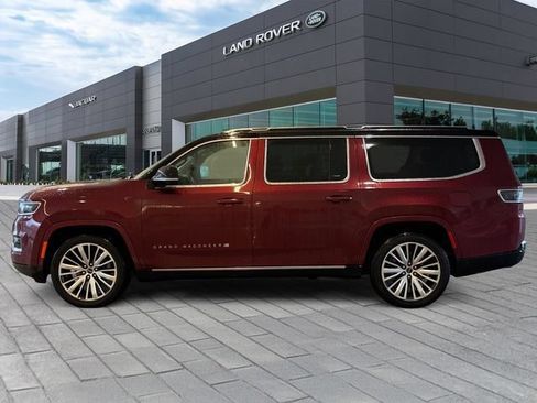 Used 2024 Jeep Grand Wagoneer L Series III AWD/4WD image 2