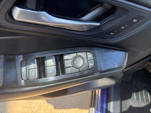 Used 2023 Nissan Rogue SL w/ SL Premium Package FWD image 9