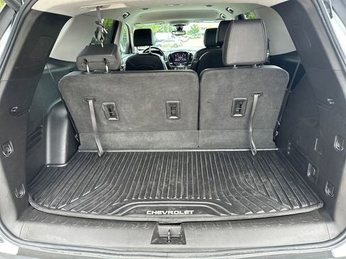 Used 2021 Chevrolet Traverse RS FWD image 39