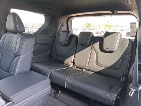 New 2026 INFINITI QX80 Autograph w/ Premium Cargo Package image 26