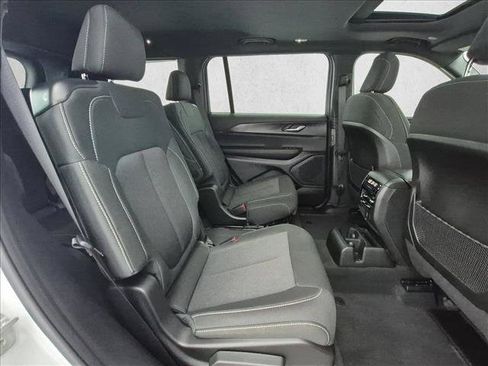 Used 2025 Jeep Grand Cherokee L Laredo w/ Luxury Tech Group I RWD image 21