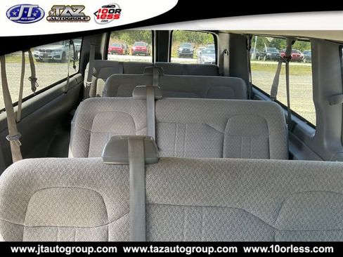 Used 2016 Chevrolet Express 3500 LT w/ LT Preferred Equipment Group RWD image 9