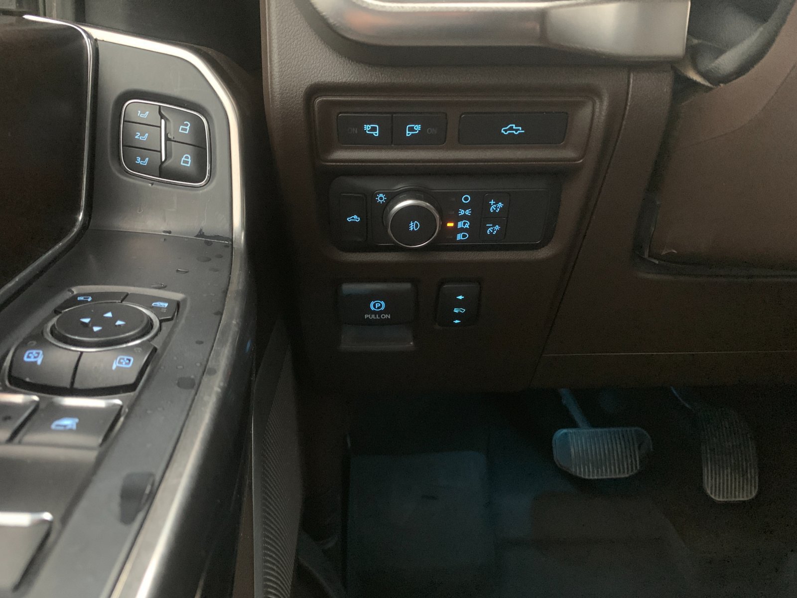 Used 2022 Ford F150 King Ranch w/ Equipment Group 601A High AWD/4WD image 32