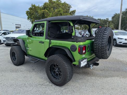 Used 2018 Jeep Wrangler Sport AWD/4WD image 5