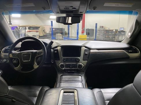 Used 2018 GMC Yukon Denali w/ Open Road Package image 23