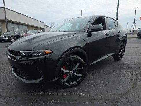 Used 2025 Dodge Hornet GT w/ GT Plus Package AWD/4WD image 2