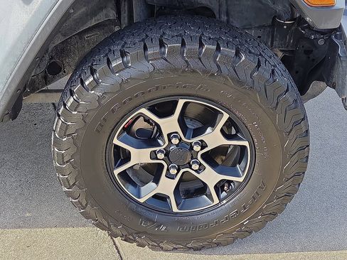 Used 2018 Jeep Wrangler Unlimited Rubicon image 7