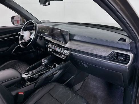 Used 2023 Kia Telluride EX X-Line AWD/4WD image 25