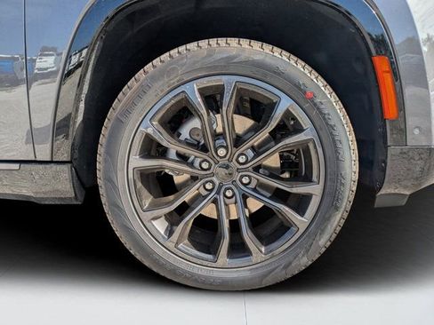 New 2026 Jeep Grand Wagoneer Summit w/ Premium Group III AWD/4WD image 10