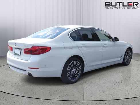 Used 2020 BMW 530i w/ Premium Package RWD image 6