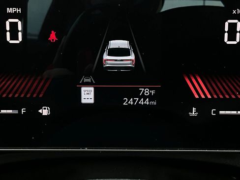 Used 2025 Kia K4 LXS image 38