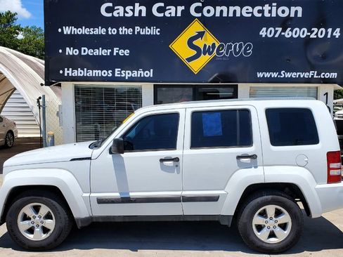 Used 2012 Jeep Liberty Sport RWD image 9