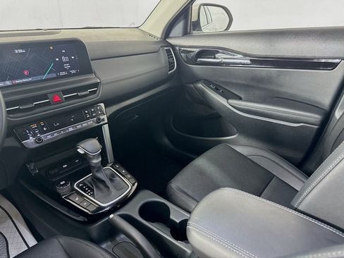 Certified 2024 Kia Seltos EX AWD/4WD image 23