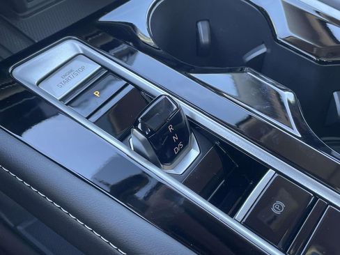 New 2026 Volkswagen Atlas SE FWD image 30