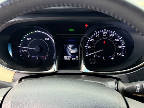 Used 2014 Toyota Avalon Limited image 28