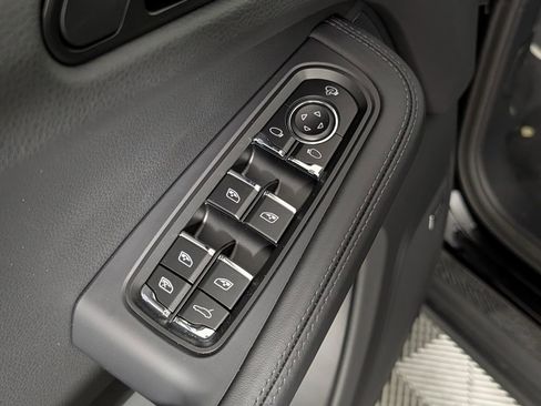 New 2026 Porsche Macan Turbo AWD/4WD image 27