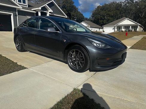 Used 2019 Tesla Model 3 Long Range image 2