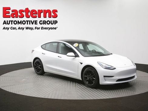 Used 2021 Tesla Model 3 Standard Range Plus RWD image 46