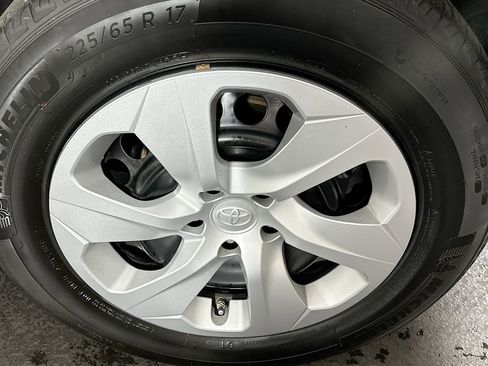 Used 2024 Toyota RAV4 LE image 11