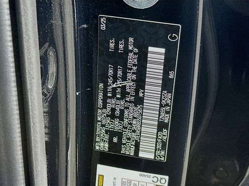 Used 2025 Toyota 4Runner SR5 image 12